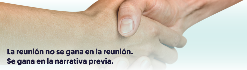 Banner dos manos enlazadas haciendo la unión de la fidelizacion